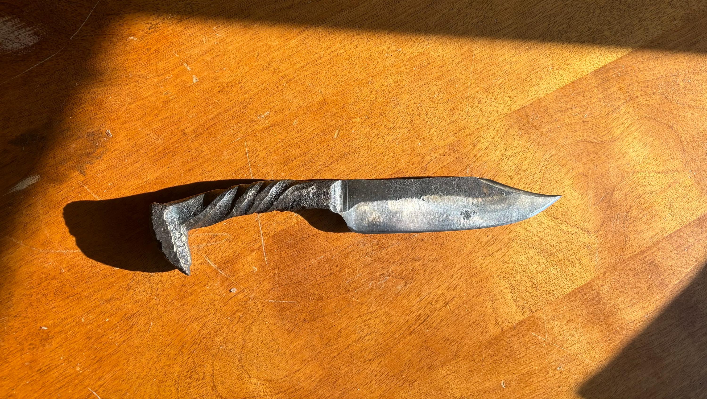 Customizable Forged Roalroad Spike Knives